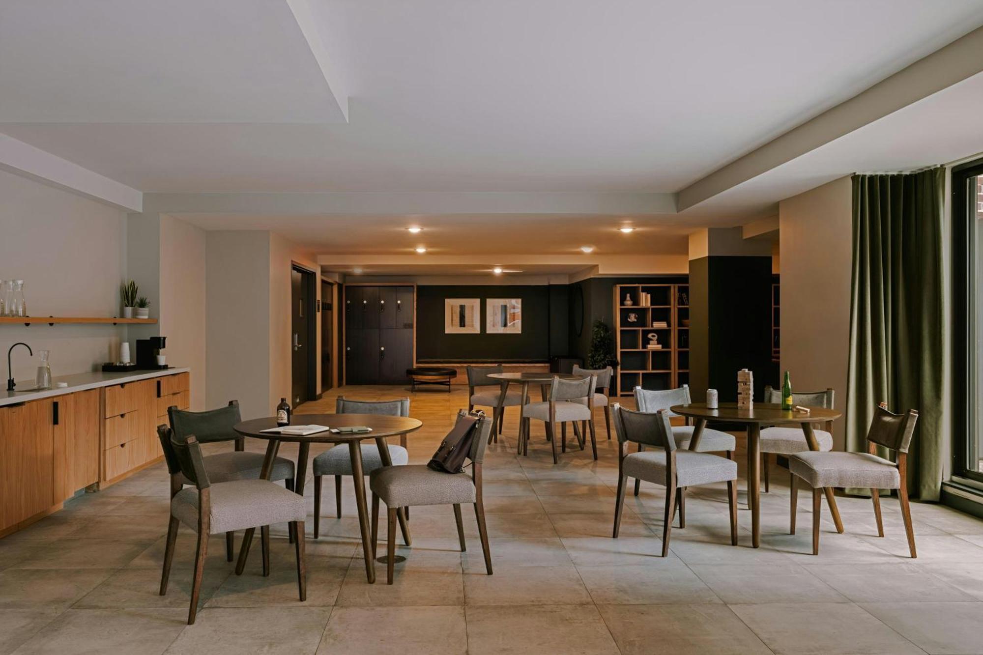 Hotel Sonder By Marriott Bonvoy The Dutch Apartments Long Island City Nueva York